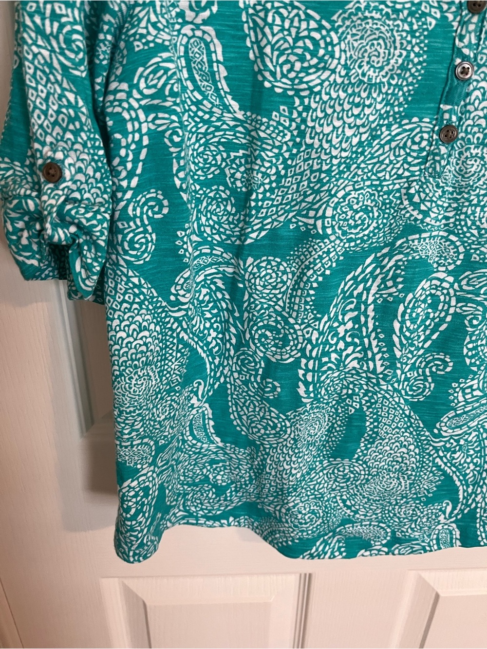 Chico's Teal White Paisley V Neck Cotton Modal Top Blouse Shirt Size 1 Medium - Picture 2 of 12